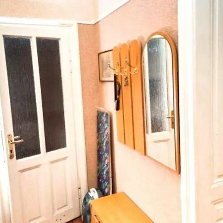 Veronica In Center Apartment *