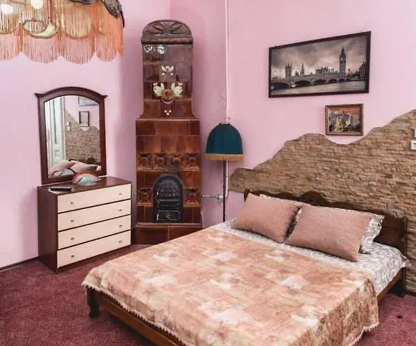 Veronica In Center Λβιβ